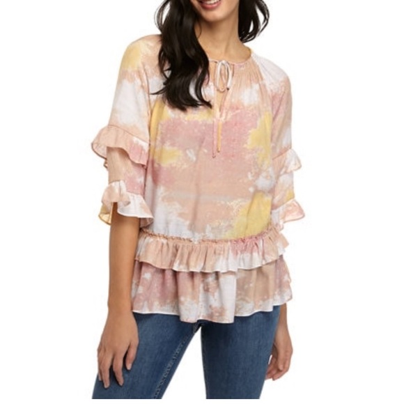 Tops - 1 LEFT!! NEW trendy tie dye tiered ruffle blouse